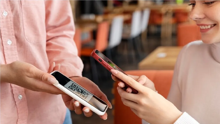 Bancos, fintech y plataformas digitales asumieron el rol de custodiar, administrar y movilizar fondos. Bancos, fintech y plataformas digitales asumieron el rol de custodiar, administrar y movilizar fondos.
