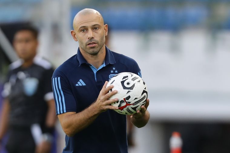 ¿Mascherano podrá contar con Palacios? Foto: EFE