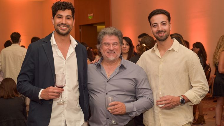 Marcos de los Rios, Leonardo Corvalán y Adriano Herrero. Marcos de los Rios, Leonardo Corvalán y Adriano Herrero.