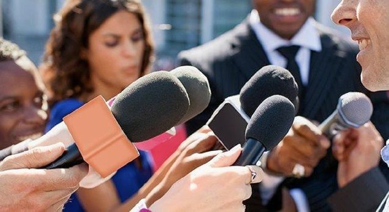 entrenamiento para agentes de prensa