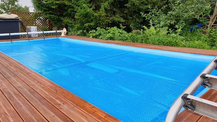 Cuida la limpieza de tu pileta con esta lona. Cuida la limpieza de tu pileta con esta lona. 