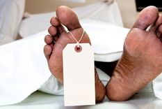 No contar los muertos por covid-19 tiene un alto costo sanitario y económico. Foto: AFP