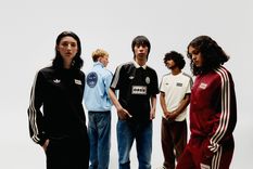 Después de 16 años de ausencia, Oasis volverá a tocar en Buenos Aires en el mismo escenario donde se despidió en 2009. Después de 16 años de ausencia, Oasis volverá a tocar en Buenos Aires en el mismo escenario donde se despidió en 2009.