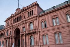 La Casa Rosada, símbolo del gobierno: el pueblo necesita decisiones y un cambio urgente.
