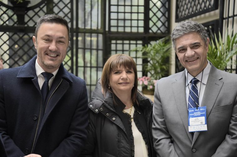 Campaña. Patricia Bullrich, Jorge Macri y Luis Petri. Foto: Prensa Macri