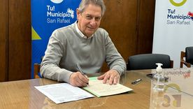 El intendente Omar Félix convocó a una elección para elegir constituyentes en San Rafael y es obligatorio ir a votar. El intendente Omar Félix convocó a una elección para elegir constituyentes en San Rafael y es obligatorio ir a votar.