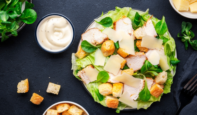 Descubre la historia y receta de la ensalada César Foto: Shutterstock