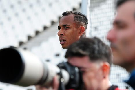 Al delantero de Independiente Rivadavia lo pretenden varios clubes del país y también del exterior. Al delantero de Independiente Rivadavia lo pretenden varios clubes del país y también del exterior.