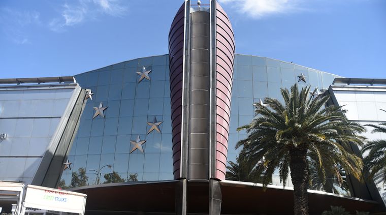 El Mendoza Plaza Shopping seguirá abierto en el día del empleado de comercio. 