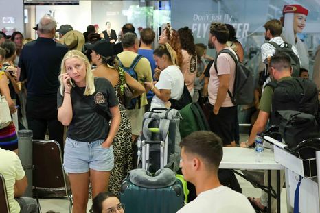La guerra en Medio Oriente no solo ha generado caos en el Golfo: también afecta a miles de personas alrededor de Europa, Asia y Oceanía. La guerra en Medio Oriente no solo ha generado caos en el Golfo: también afecta a miles de personas alrededor de Europa, Asia y Oceanía.