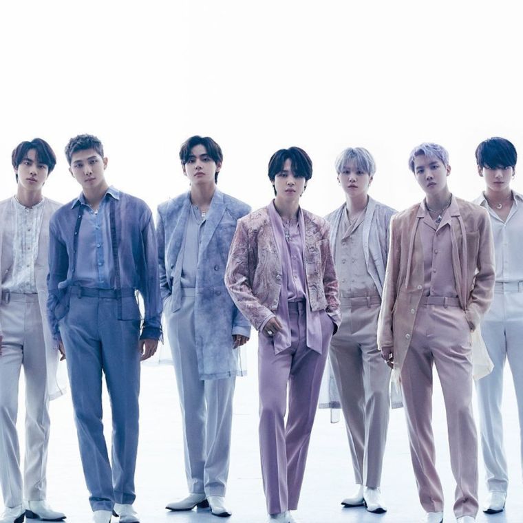 Un miembro de BTS hará en 2025 su primera gira internacional como solista. Foto: Instagram @bts.bighitofficial