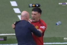 Licha festejó con todo la consagración del United. Foto: Captura video Licha festejó con todo la consagración del United. Foto: Captura video