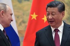 El presidente ruso, Vladimir Putin, y el presidente chino, Xi Jinping, anunciaron proyectos de cooperación comercial poco antes de que iniciara la guerra en Ucrania. Foto: GETTY IMAGES