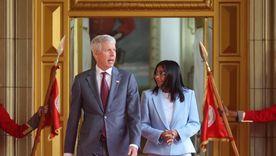 El secretario de Energía de Estados Unidos, Chris Wright, llegó este miércoles a Caracas y mantuvo un encuentro en el Palacio de Miraflores con la presidenta encargada de Venezuela, Delcy Rodríguez.