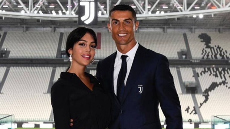 Foto: https://www.tudn.com/futbol/serie-a/la-pareja-de-cristiano-ronaldo-afirma-que-el-luso-seguira-en-juventus