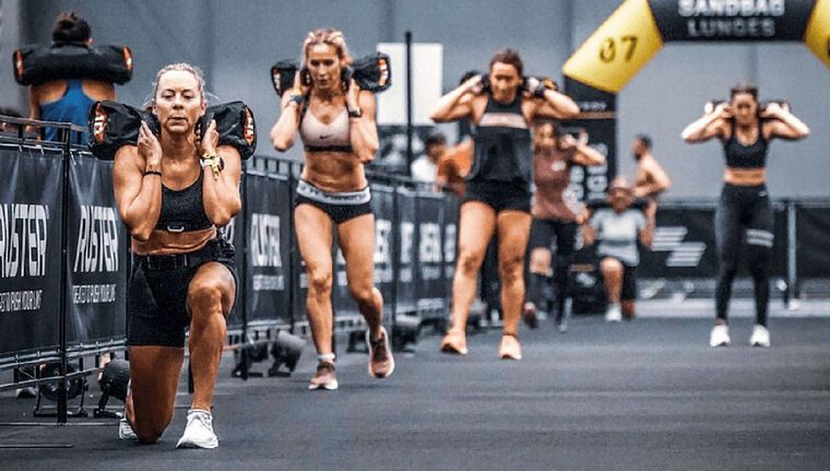 ¿Qué ejercicios incluye el Hyrox?