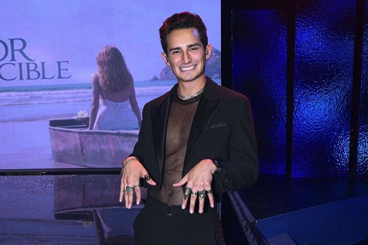 Emilio Osorio reveló que en un momento dudó que le gustaran las mujeres.