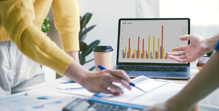 En el complejo panorama empresarial argentino, la implementación del Código de Autorización de Traslado de Mercadería (COT) ha sido esencial para empresas. Foto: Freepik