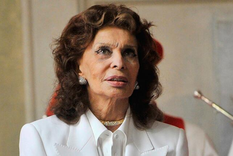 Hay novedades acerca de la salud de Sophia Loren luego de un mes de pasar por el quirófano tras una caída en su casa.