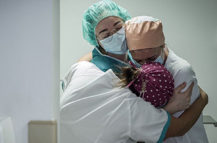 La enfermera ganó la Lotería y se comprará una nueva casa