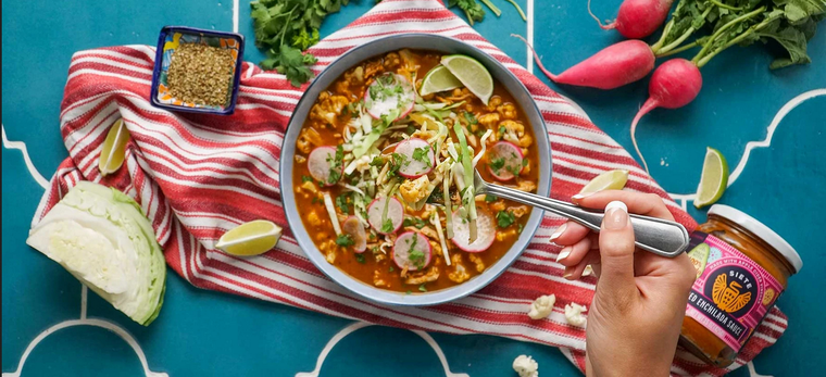 Pozole. Foto: Siete Foods - https://cdn.shopify.com/s/
