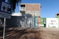 Uno de los docentes denunciado por abuso sexual volverá a trabajar en la institución educativa.&nbsp;