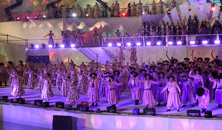 90 cosechas de una misma cepa, el espectáculo del Acto Central de la Vendimia.