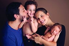 german paoloski presento a su hija recien nacida en las redes sociales