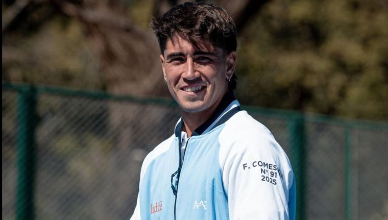 El joven tenista marplatense integra la lista del equipo argentino que visitará a Países Bajos por la segunda ronda de la clasificación a las Finales de la Copa Davis. 