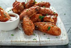 En simples pasos prepara estas deliciosas alitas de pollo. Foto: Shutterstock
