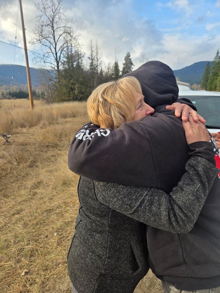 Los propietarios de la granja intentaron hasta el final evitar el sacrificio de las aves.