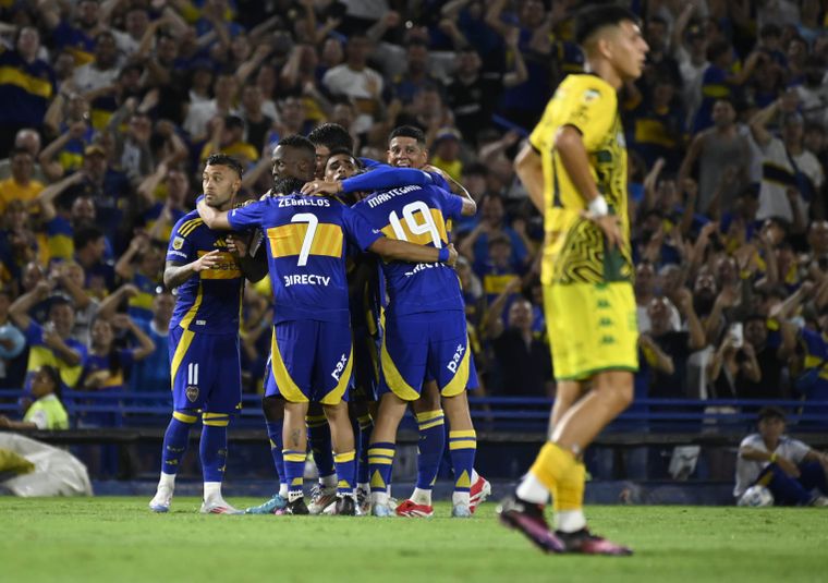 Un jugador de Boca podría emigrar a lso Emiratos Árabaes.