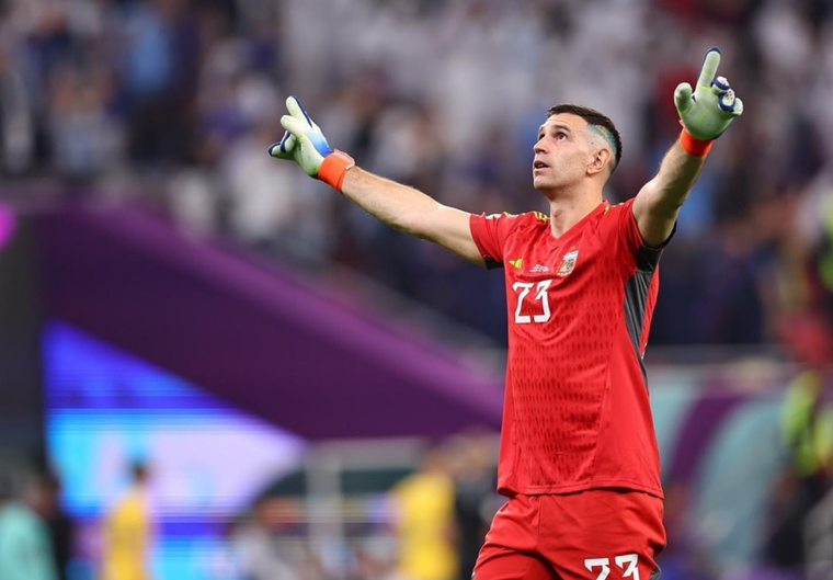 El Dibu Martínez fue homenajeado en su ciudad natal, Mar del Plata Foto: Instagram @emi_martinez26