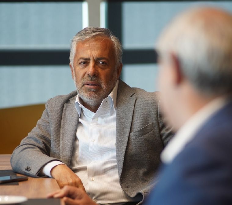 El Gobernador quería a un dirigente radical con mucha experiencia. Foto: Prensa Gobierno Mendoza