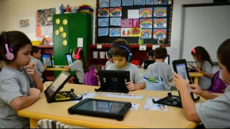 Si el juego se vuelve problemático es necesario recurrir a un profesional, buscar ayuda y comenzar un tratamiento. Si el juego se vuelve problemático es necesario recurrir a un profesional, buscar ayuda y comenzar un tratamiento.