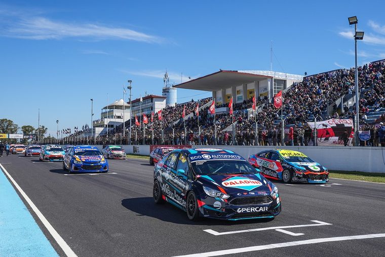 El Turismo Nacional regresa a Mendoza tras 11 años. El Turismo Nacional regresa a Mendoza tras 11 años. 