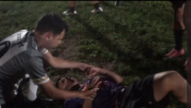 Cuatro jóvenes se electrocutaron en una cancha de fútbol y los detalles son estremecedores