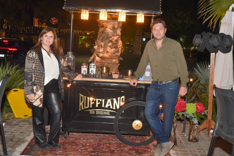 Marcela y Marcos Arizu. Marcela y Marcos Arizu.