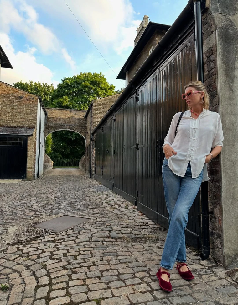 Un calzado clásico resignificado con personalidad. Un calzado clásico resignificado con personalidad.