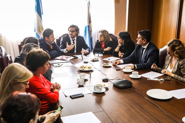 El Consejo Nacional del peronismo se reunió hoy para defender a Cristina Fernández de Kirchner y embestir contra Diego Luciani y Mauricio Macri.