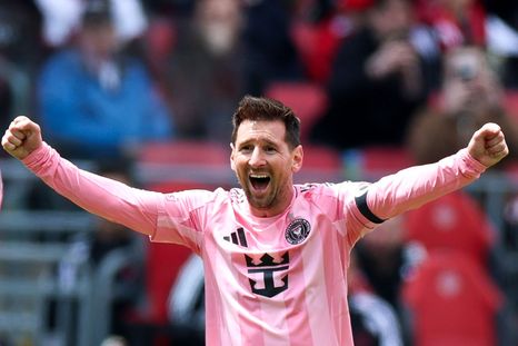Con un gol de Messi, el Inter Miami venció 4-2 al Toronto y se acomodó en la MLS. Con un gol de Messi, el Inter Miami venció 4-2 al Toronto y se acomodó en la MLS.