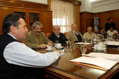 MDZol | Sergio Marinelli, ministro de gobierno se reunió esta tarde con las partes del consejo asesor del trabajo Foto: Nacho Gaffuri / MDZ