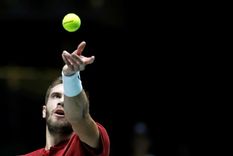 djokovic en la mira: los nuevos casos de coronavirus que sacuden al mundo del tenis