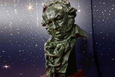 La 38ª edición de los Premios Goya se celebra el 10 de febrero en Valladolid. La 38ª edición de los Premios Goya se celebra el 10 de febrero en Valladolid.
