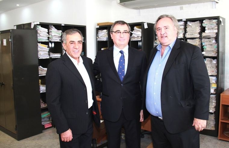 Foto: Marcelo Lapargo, en el centro.