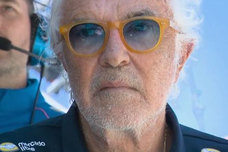 Flavio Briatore, para nada feliz con el arranque de Alpine en el GP de Canadá. Flavio Briatore, para nada feliz con el arranque de Alpine en el GP de Canadá.