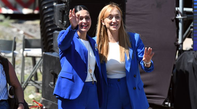 alberto fernandez en palmira anabel fernandez destefanis uniforme (17).JPG
