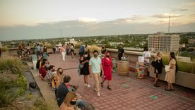 Música y Vino en las Alturas, es otro evento citadino para disfrutar del vino local. Hoy proponen uno virtual. Foto: Municipalidad de la Ciudad de Mendoza