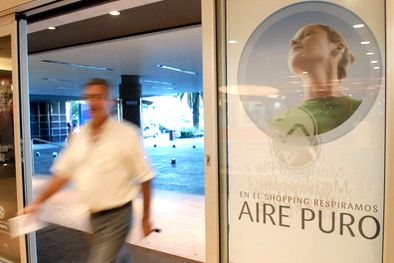 MDZol | La campaña contra el cigarrillo es fuerte. Foto: Nacho Gaffuri / MDZ