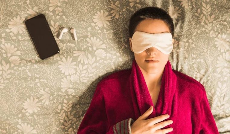 Dormir con un destello de luz puede causarnos estragos (Foto: Shutterstock).